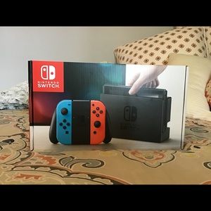 BRAND NEW NINTENDO SWITCH! In original box!